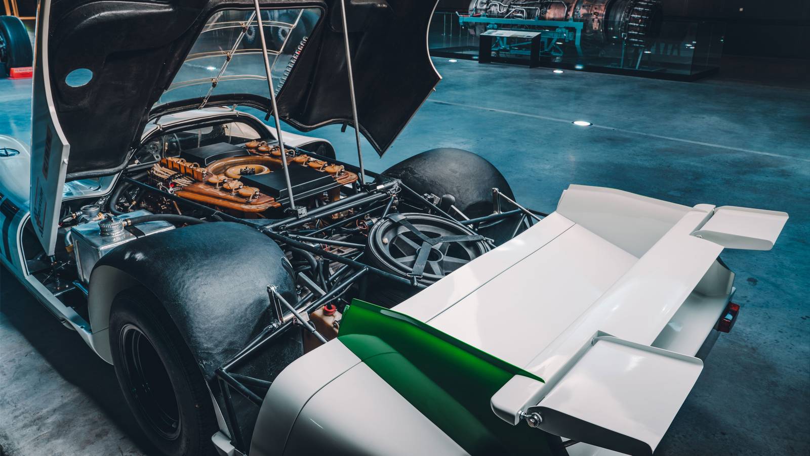 5 Most Iconic Porsche Engines Of All Time