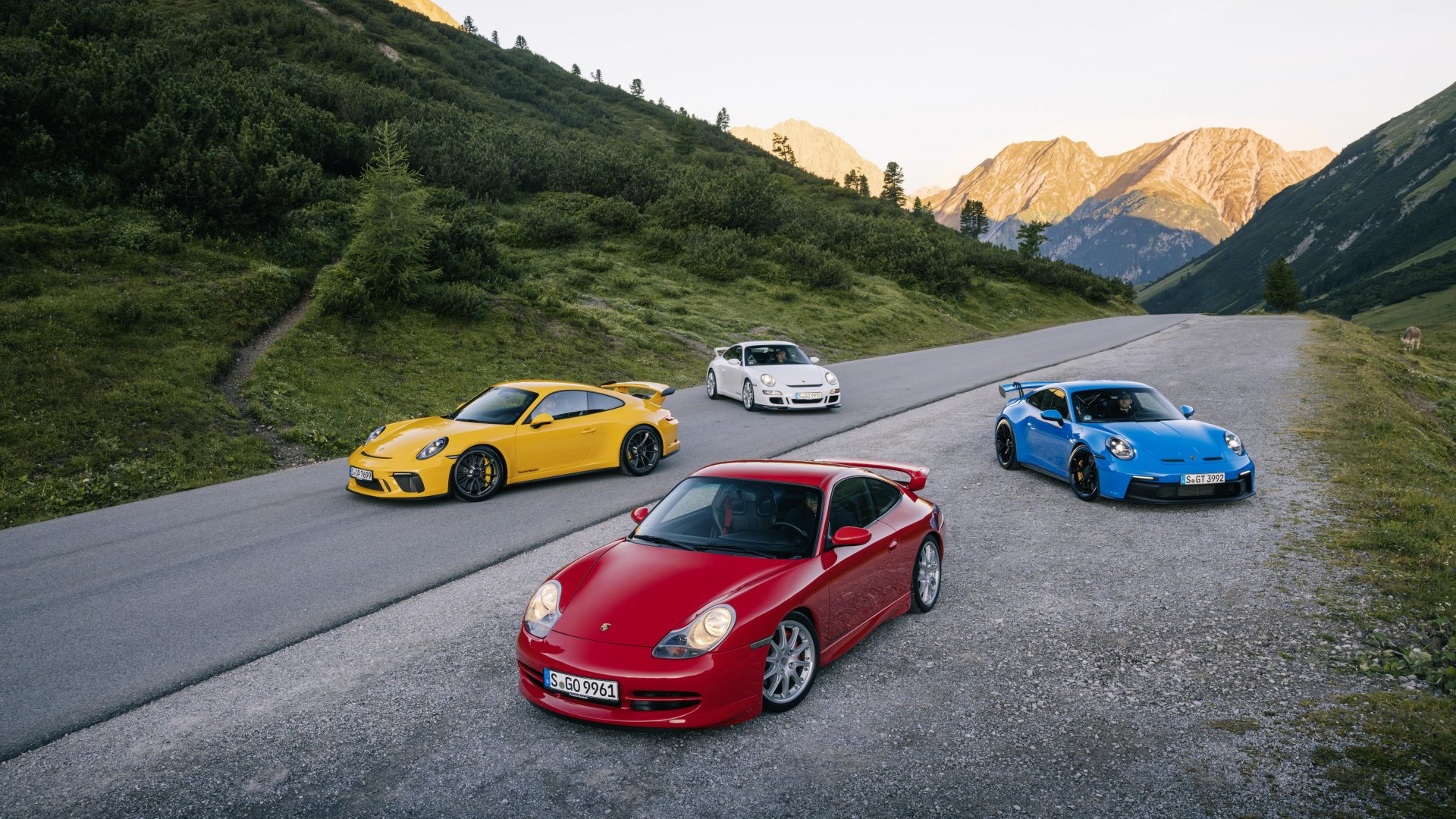 Breaking Tradition: 2025 Porsche 911 GT3 (992.2) & GT3 With Touring ...